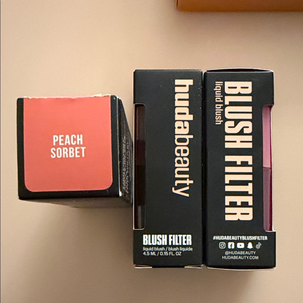 HUDA BEAUTY Blush Filter in Peach Sorbet (1 PC)